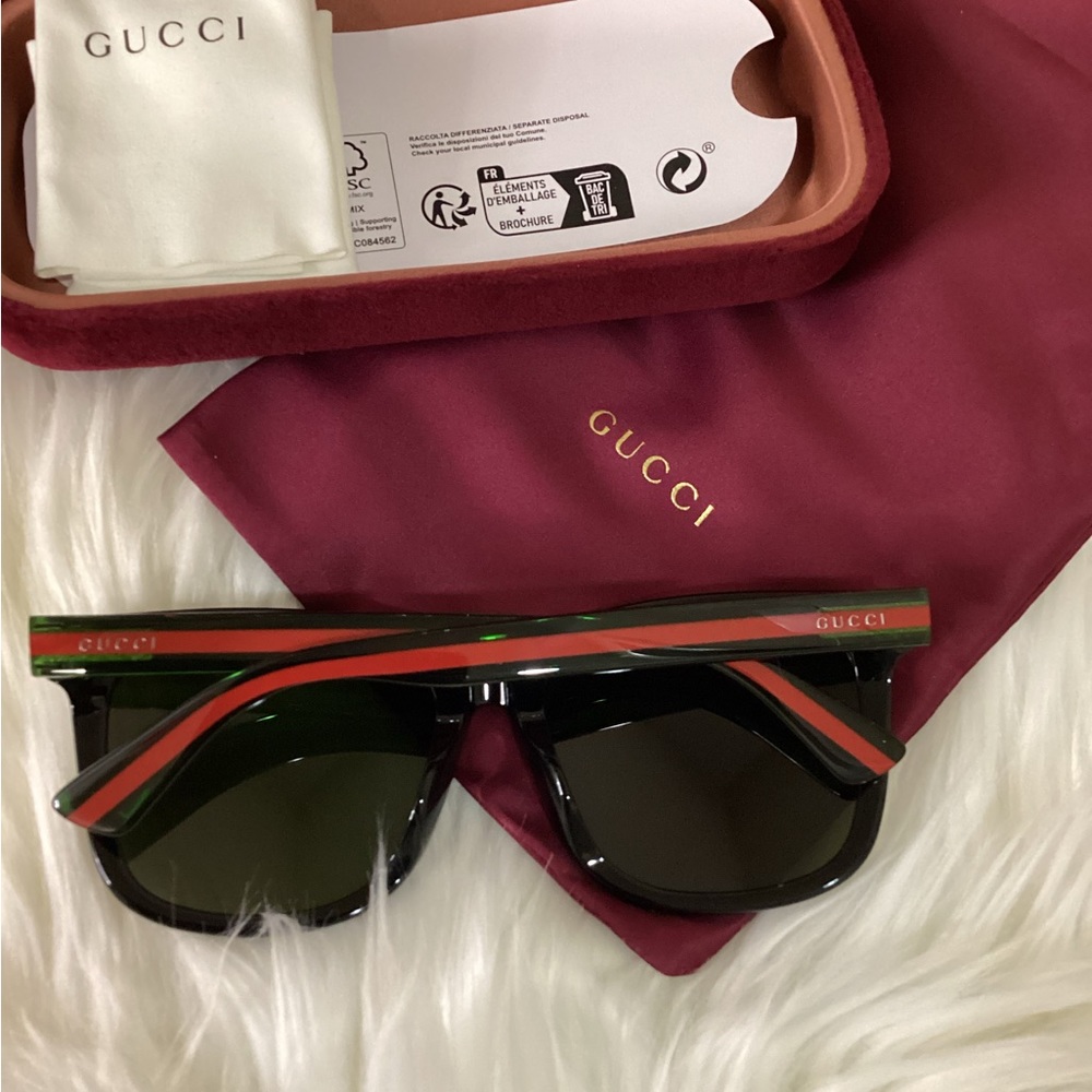 Gucci Authentic Sunglasses - Picture 5 of 11